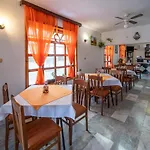 Guest Grudovi Guest house