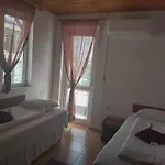 Guest house Guest Grudovi Obzor