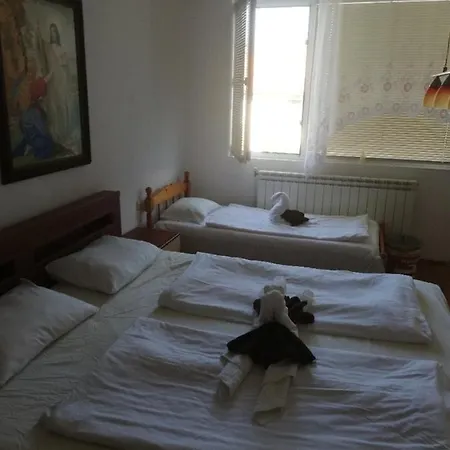 Guest Grudovi Penzion Obzor