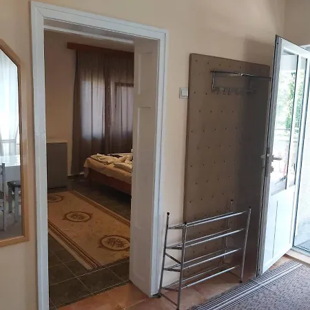 Guest house Guest Grudovi 2*