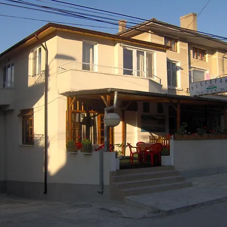 Guest Grudovi 2* Obzor