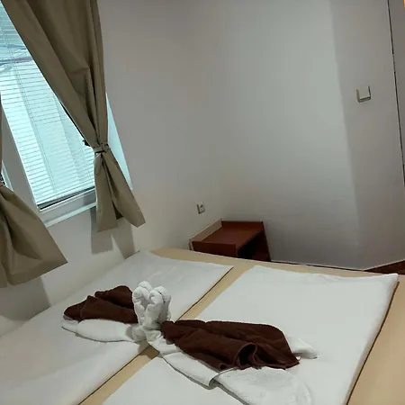 Guest Grudovi Penzion Obzor