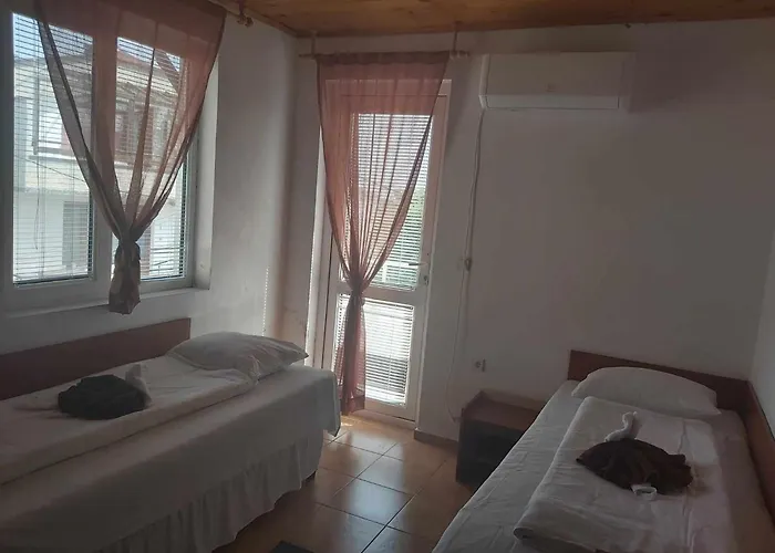 Guest house Guest Grudovi Obzor